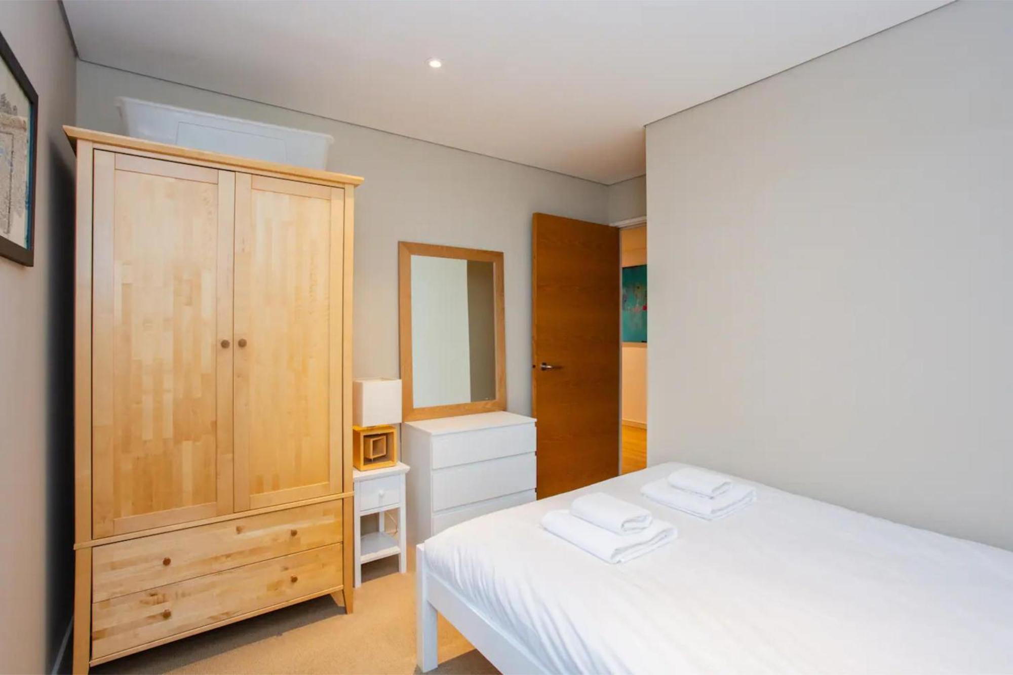 Modern 3 Bedroom Apartment In Paddington London Eksteriør bilde