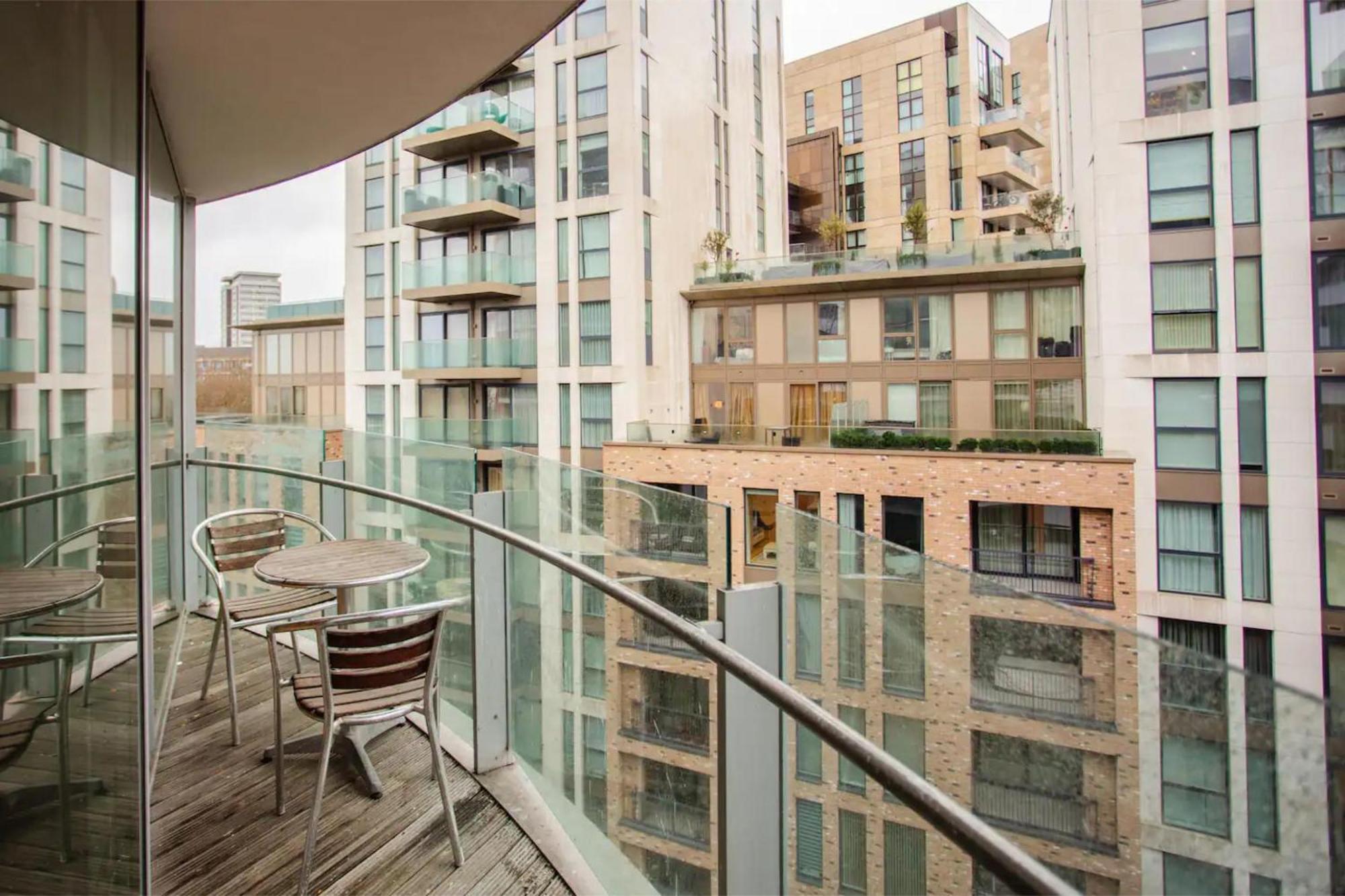 Modern 3 Bedroom Apartment In Paddington London Eksteriør bilde