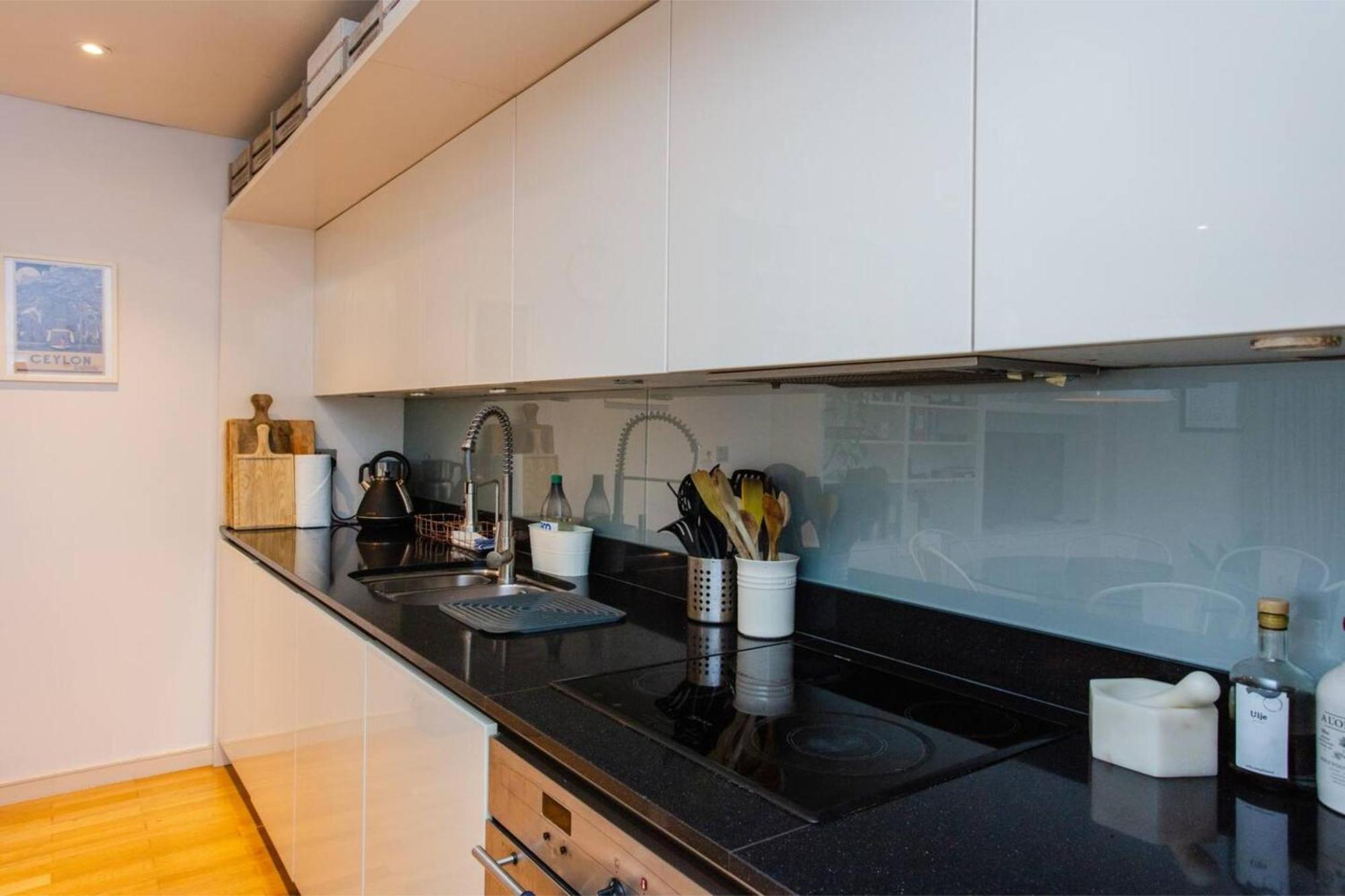 Modern 3 Bedroom Apartment In Paddington London Eksteriør bilde